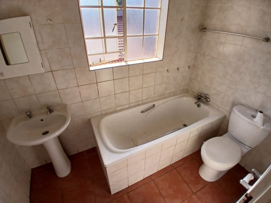 4 Bedroom Property for Sale in Bodorp North West
